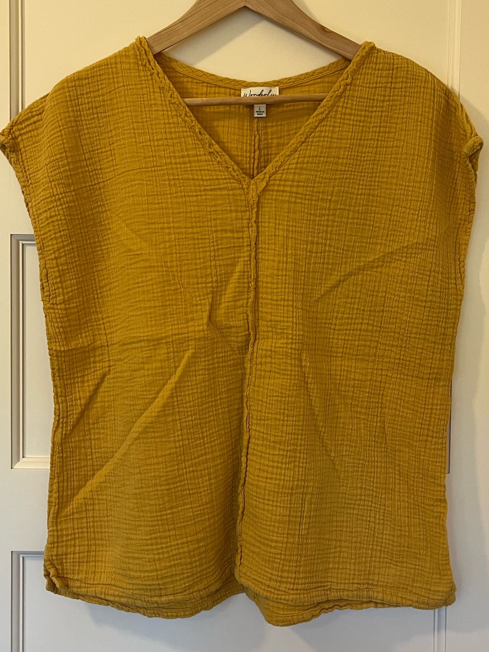 Wonderly • Short Sleeve Double Gauze V-Neck Top • Mustard Yellow • Size L